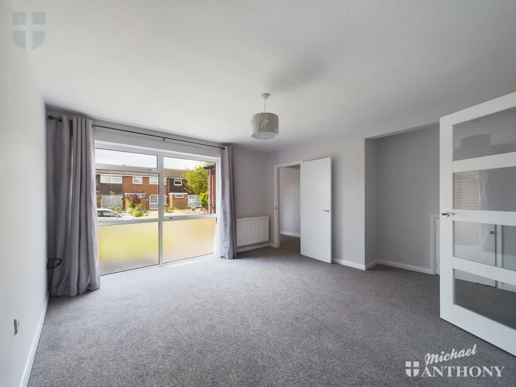 Chaucer Drive, Aylesbury, HP21, photo 5