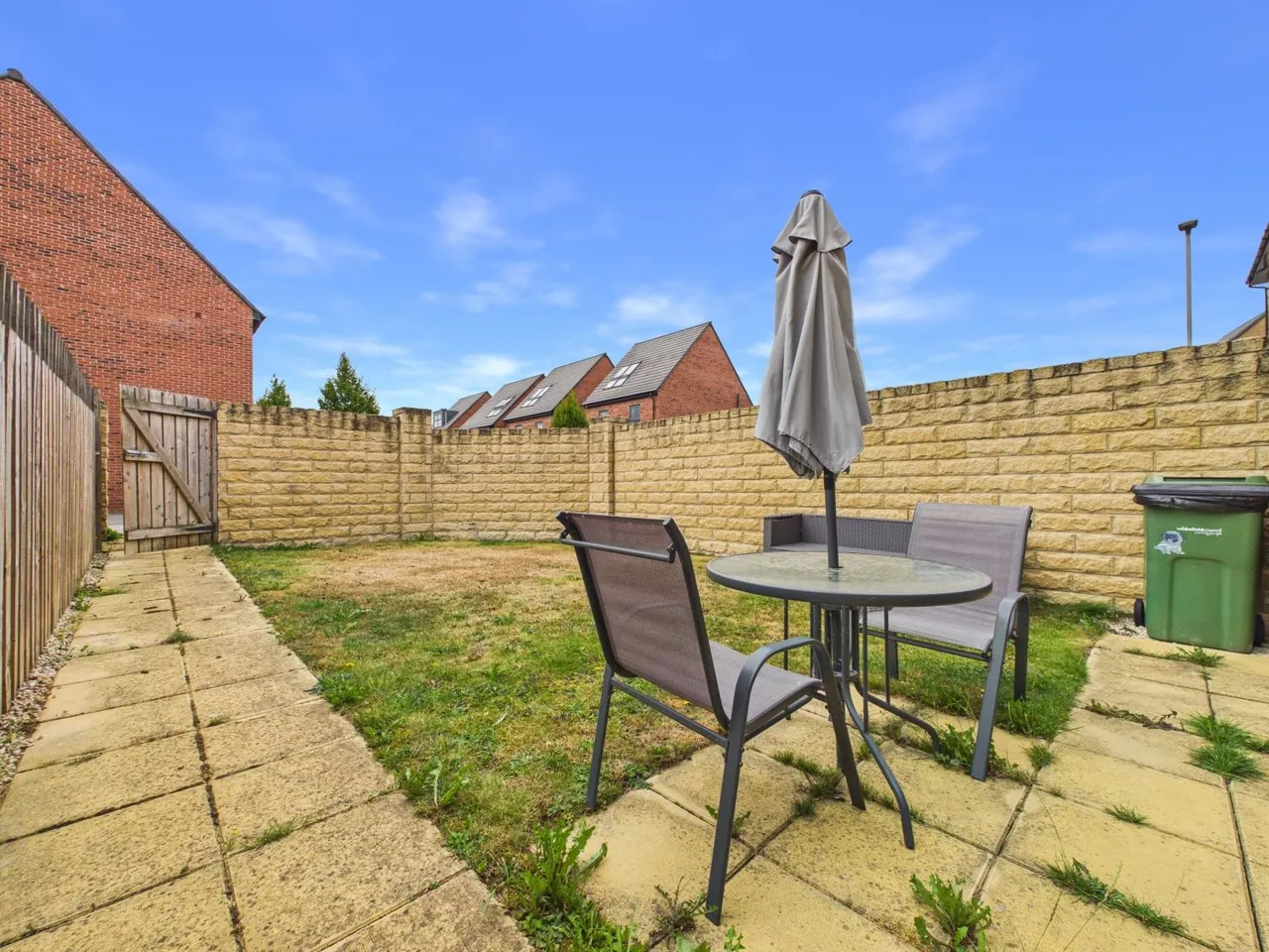 Voysey Avenue, Castleford, WF10, photo 26