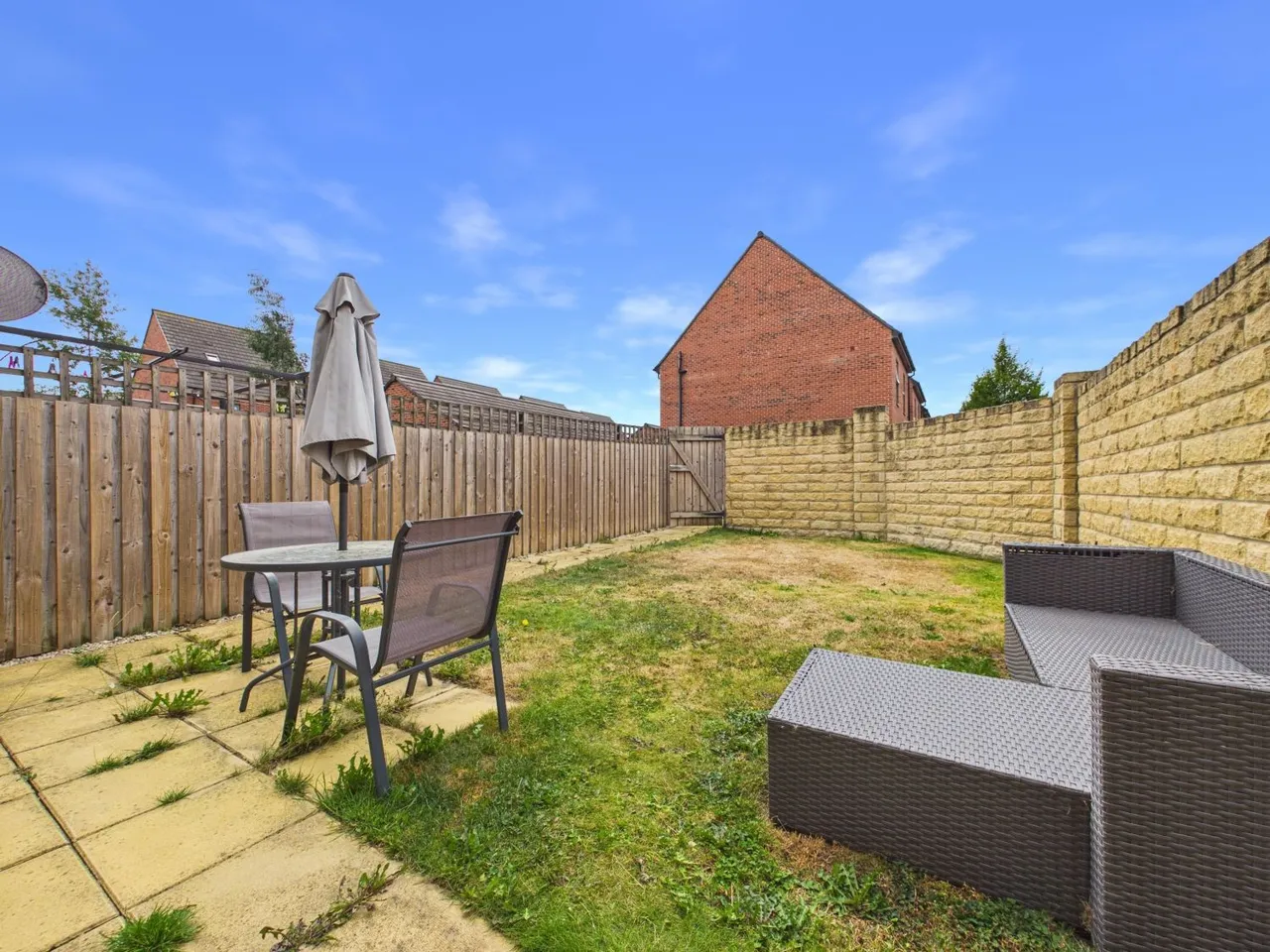 Voysey Avenue, Castleford, WF10, photo 27