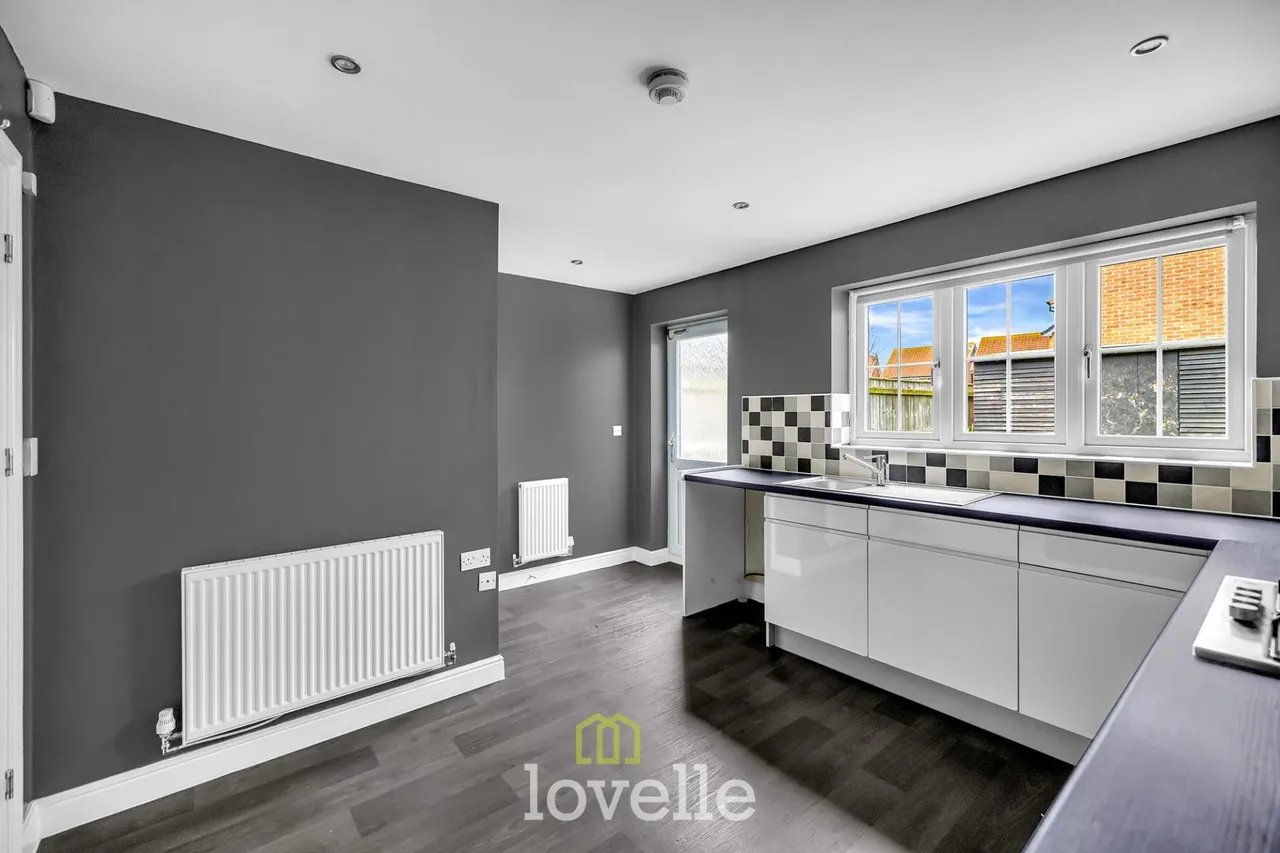 Tealby Close, Immingham, DN40, photo 5