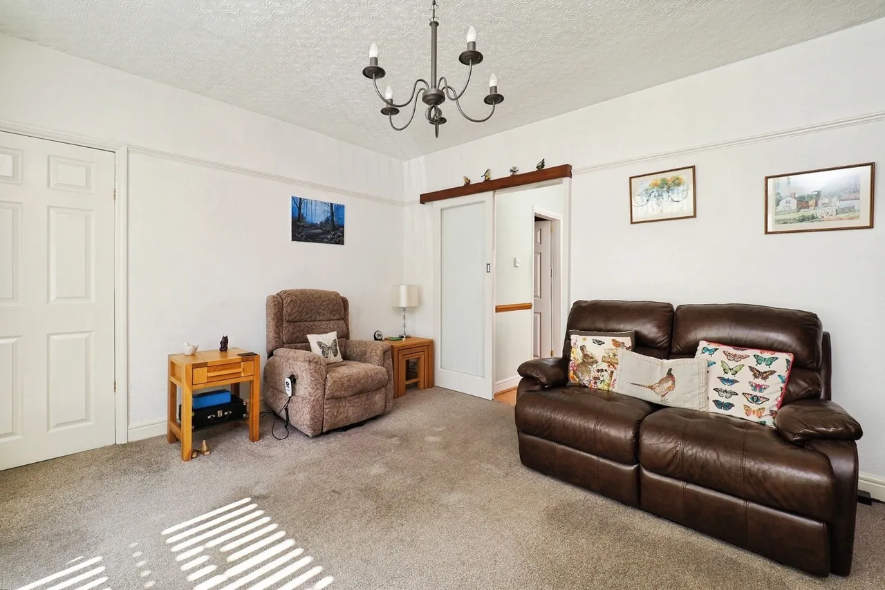 Ednaston Road, Nottingham, Nottinghamshire, NG7, photo 6