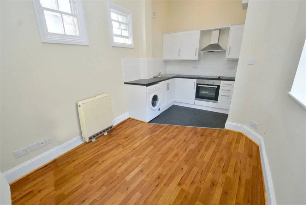 Warwick Street, Rugby, CV21 3DW, photo 2
