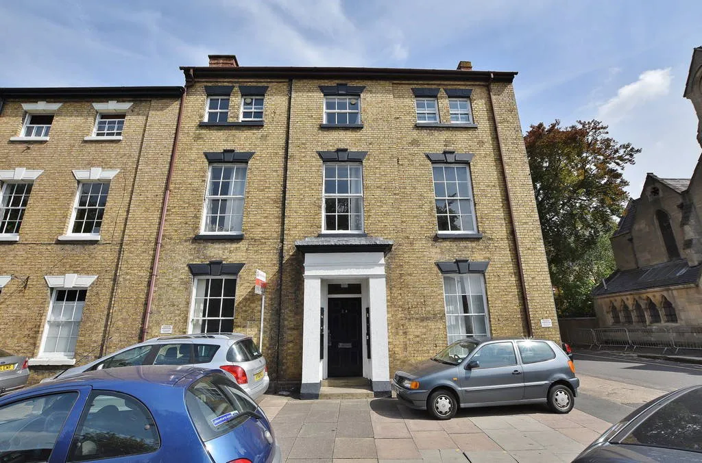 1 bed flat to rent — Warwick Street, Rugby, CV21 3DW