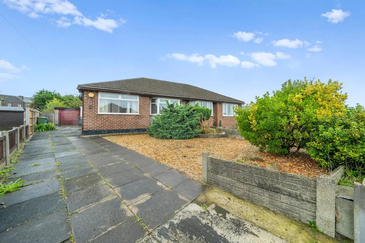 Chimes Road, Ashton-In-Makerfield, WN4, photo 5