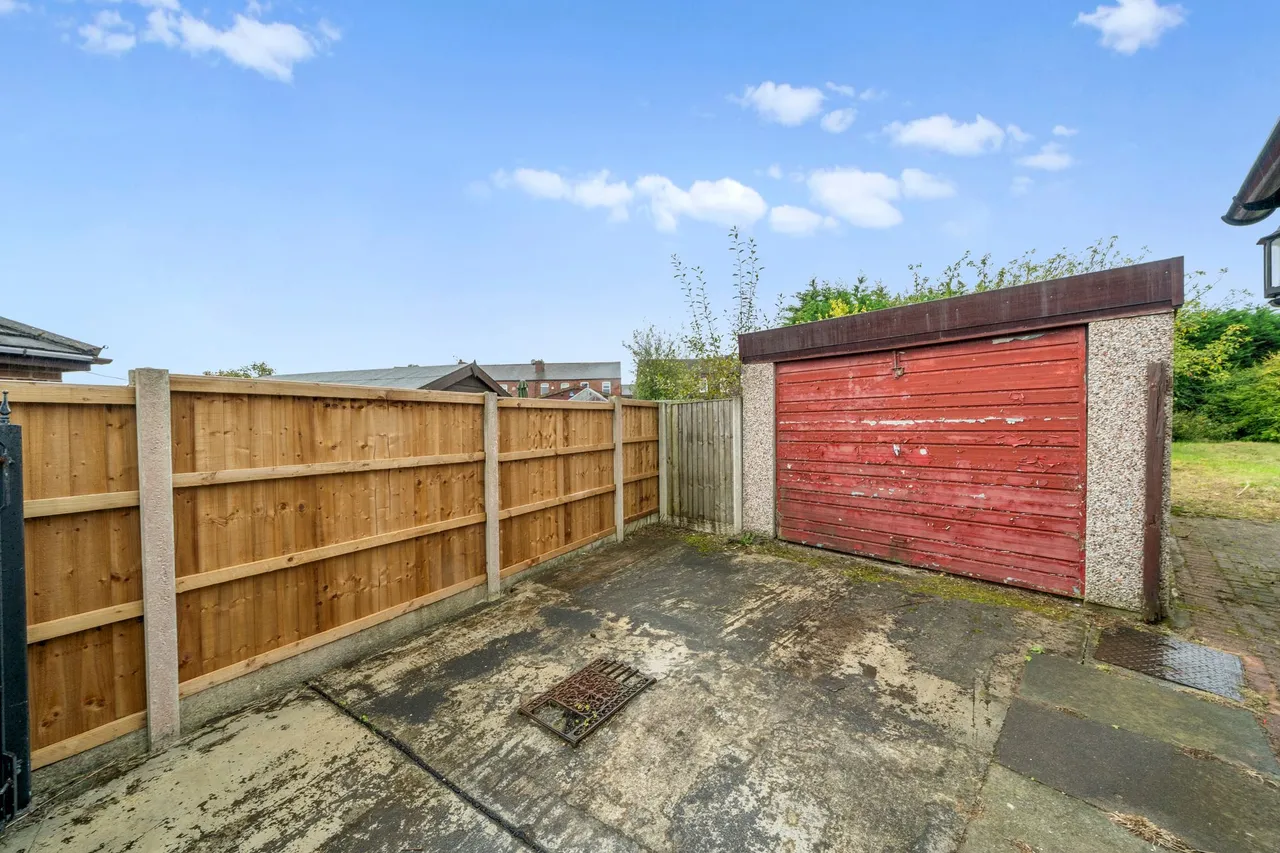 Chimes Road, Ashton-In-Makerfield, WN4, photo 16