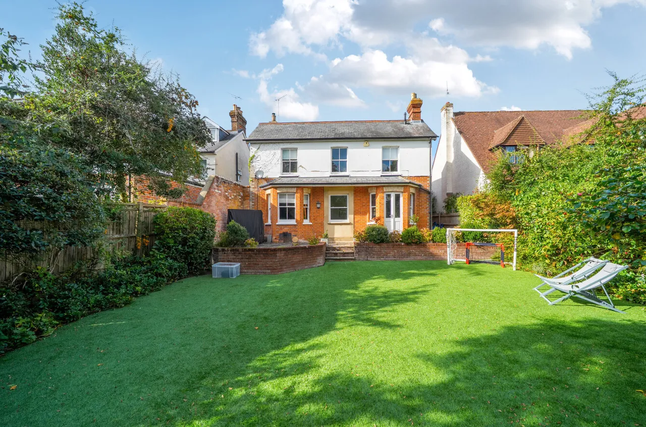 Lickfolds Road, Rowledge, GU10, photo 13