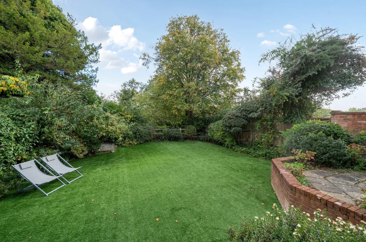 Lickfolds Road, Rowledge, GU10, photo 10