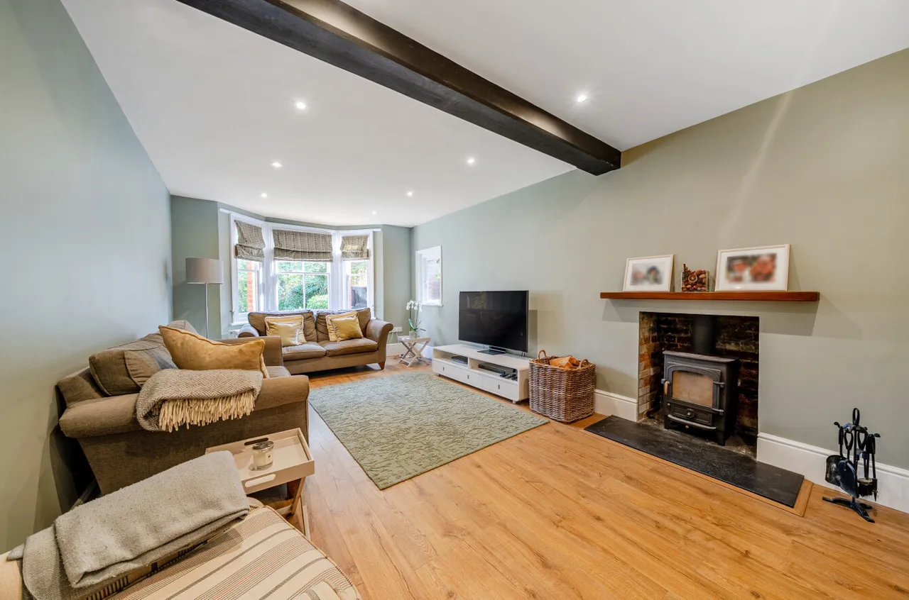 Lickfolds Road, Rowledge, GU10, photo 2