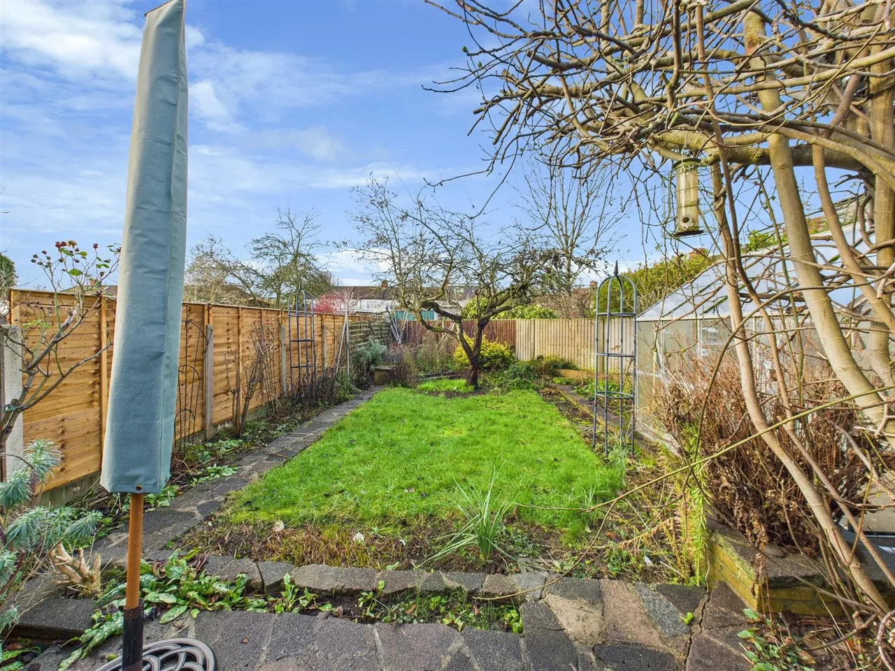 Selby Chase, Ruislip, HA4 9AX, photo 16
