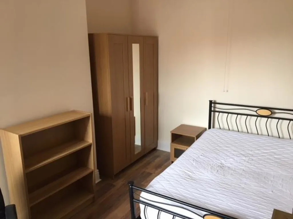Walsgrave Road, Coventry, photo 5