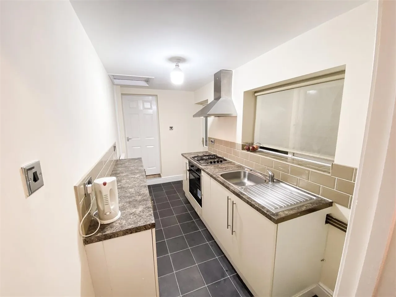 Hospital Street, Walsall WS2 8JW, photo 9