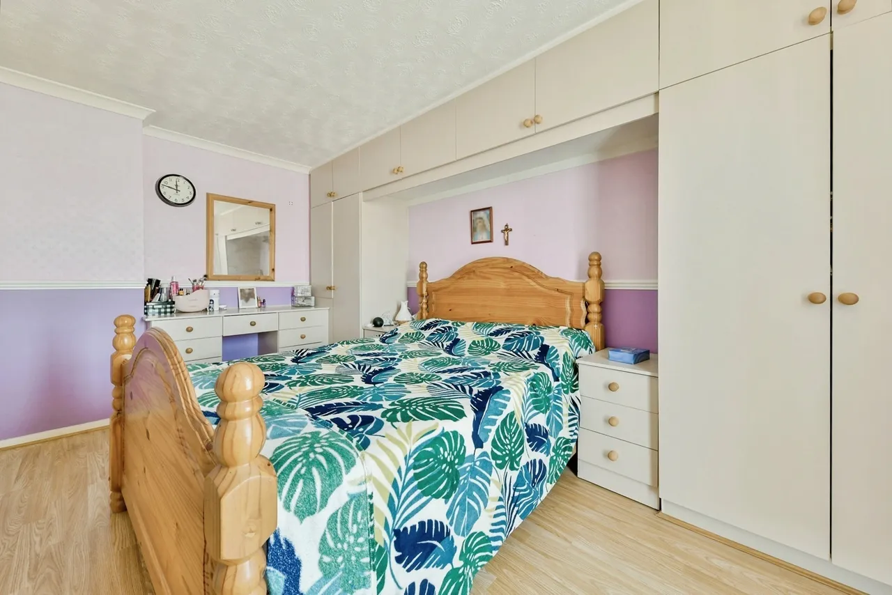 Canterbury Way, STEVENAGE, Hertfordshire, SG1, photo 13