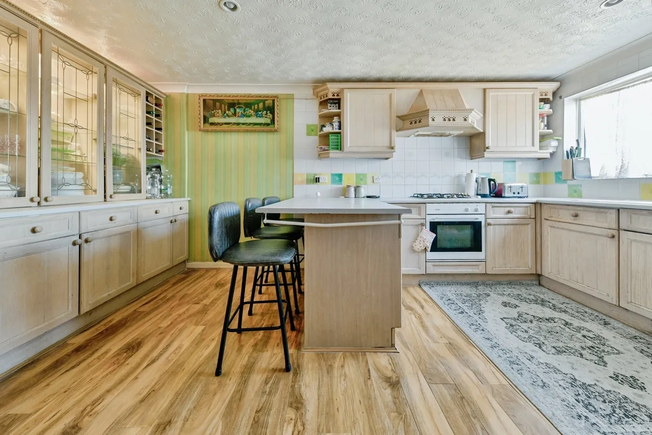 Canterbury Way, STEVENAGE, Hertfordshire, SG1, photo 10