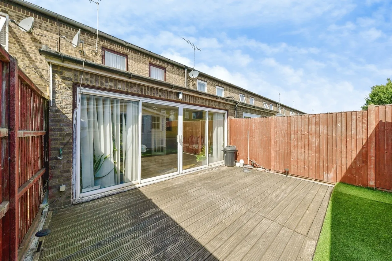 Canterbury Way, STEVENAGE, Hertfordshire, SG1, photo 19