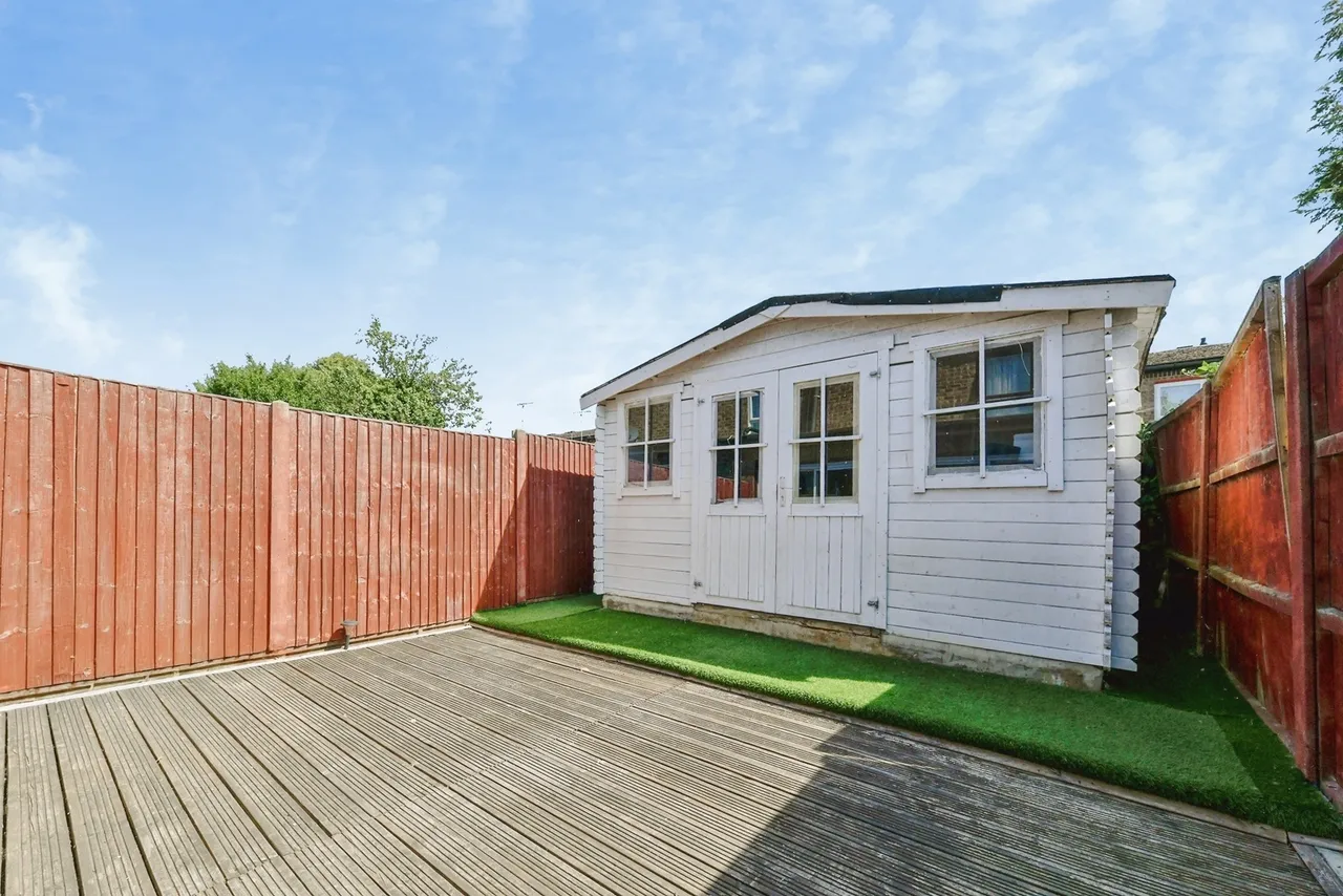 Canterbury Way, STEVENAGE, Hertfordshire, SG1, photo 18