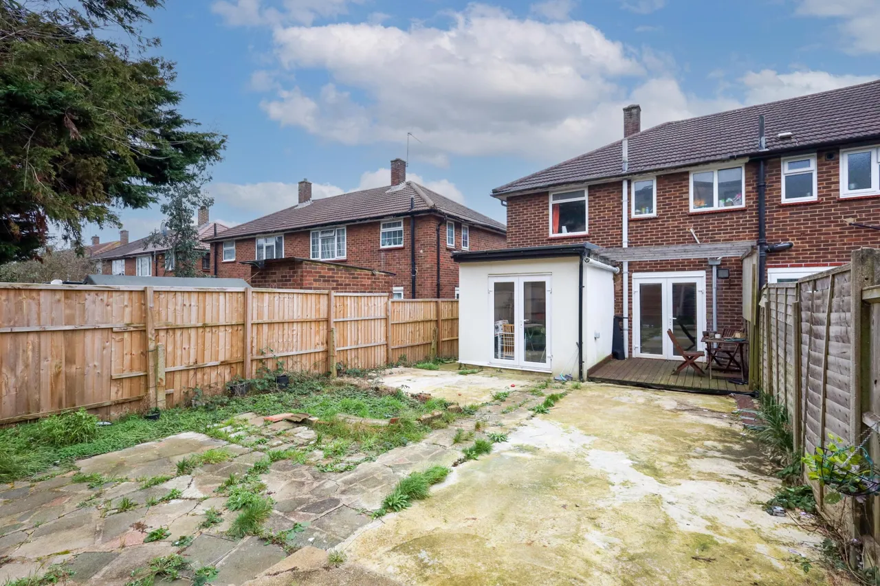 Kings Drive, Edgware, HA8, photo 4