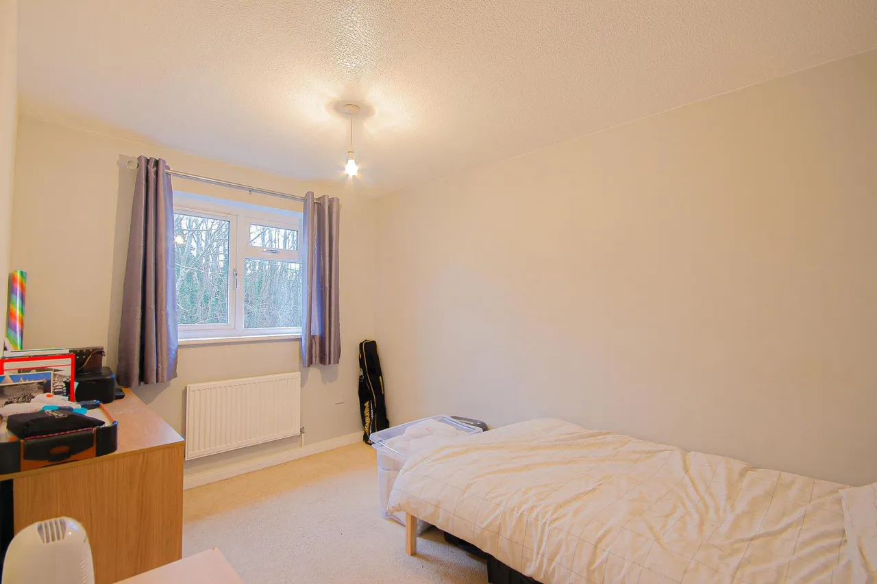 Armscroft Gardens, Gloucester, GL2, photo 11