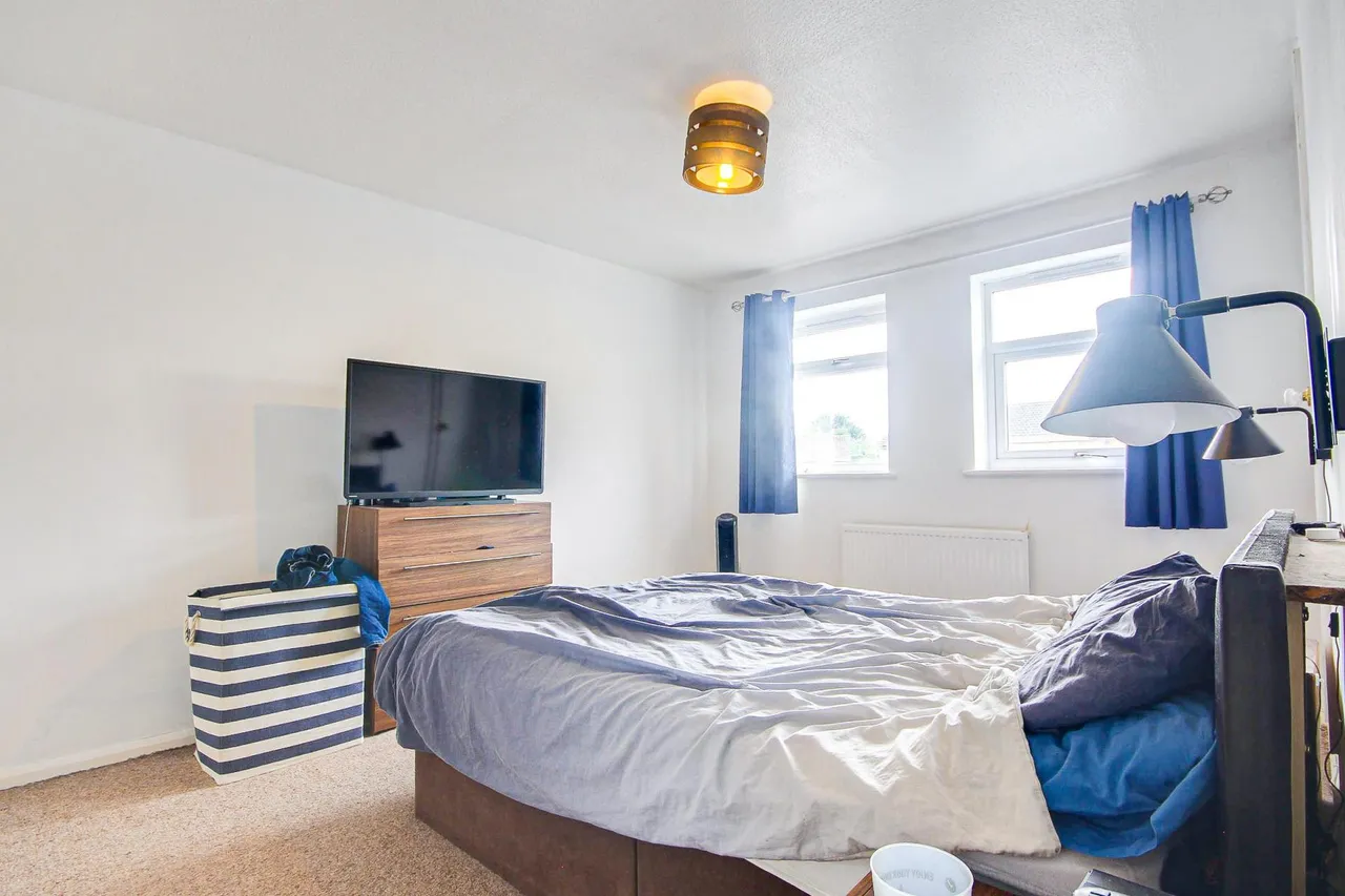 Armscroft Gardens, Gloucester, GL2, photo 7