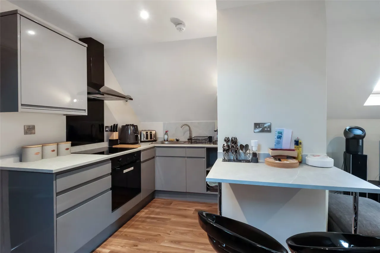 Cher, Minehead, TA24, photo 2