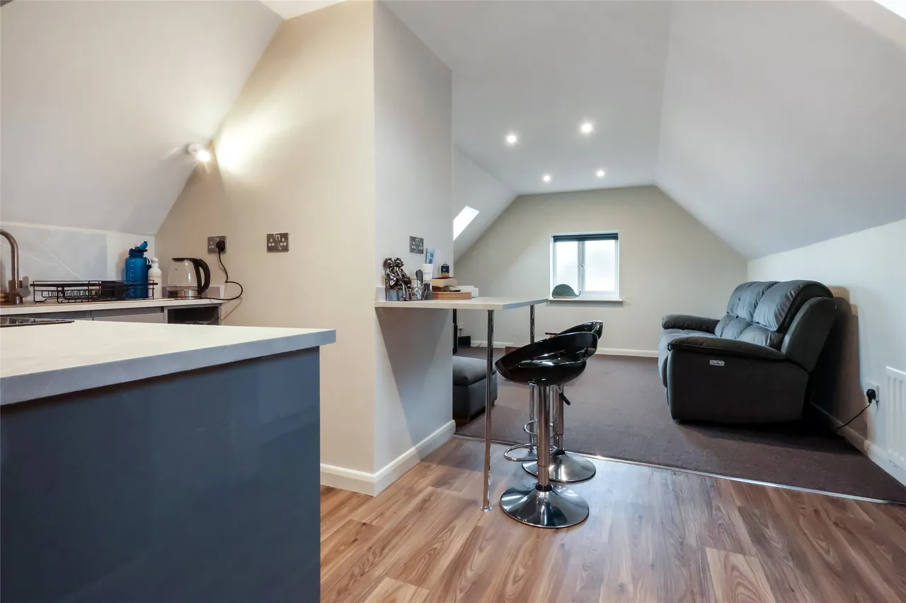 Cher, Minehead, TA24, photo 3