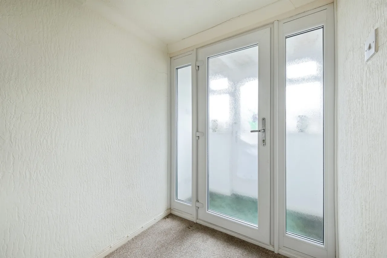 Woodlands Crescent, Buckingham, MK18, photo 12