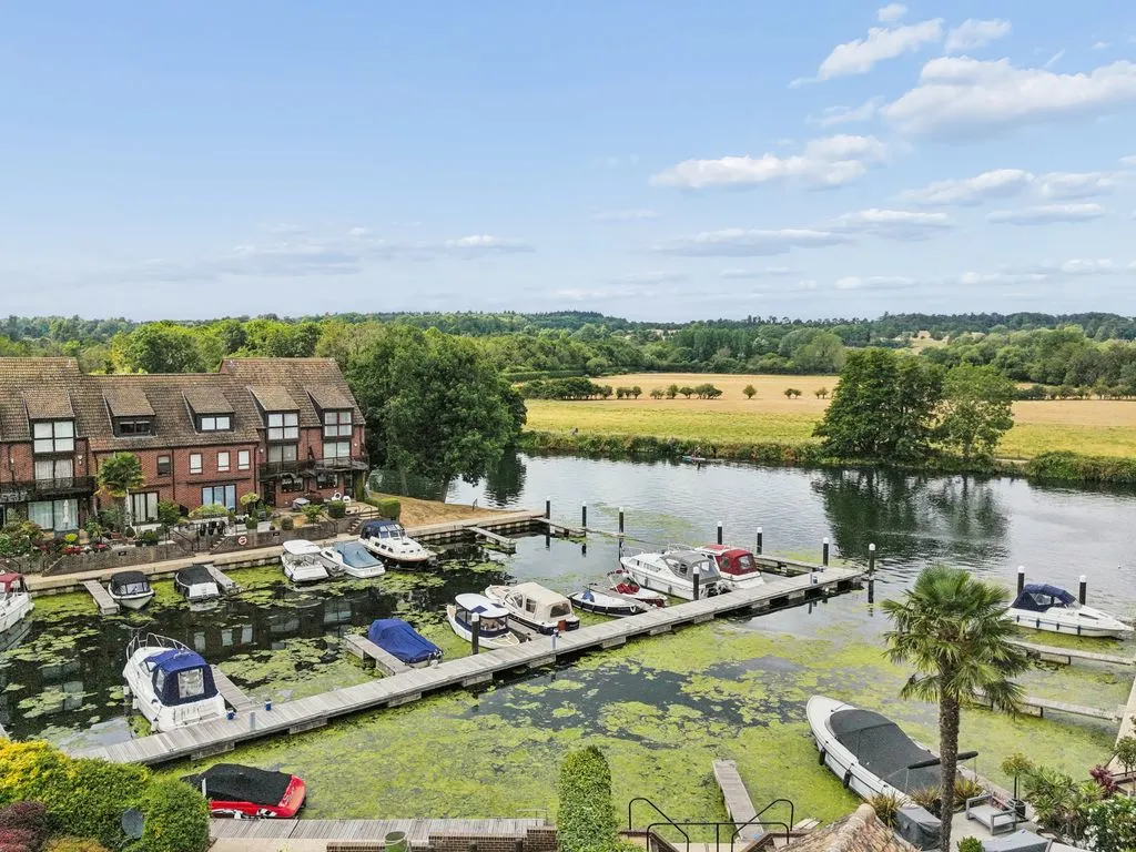 Temple Mill Island, Marlow SL7 1SQ, photo 20