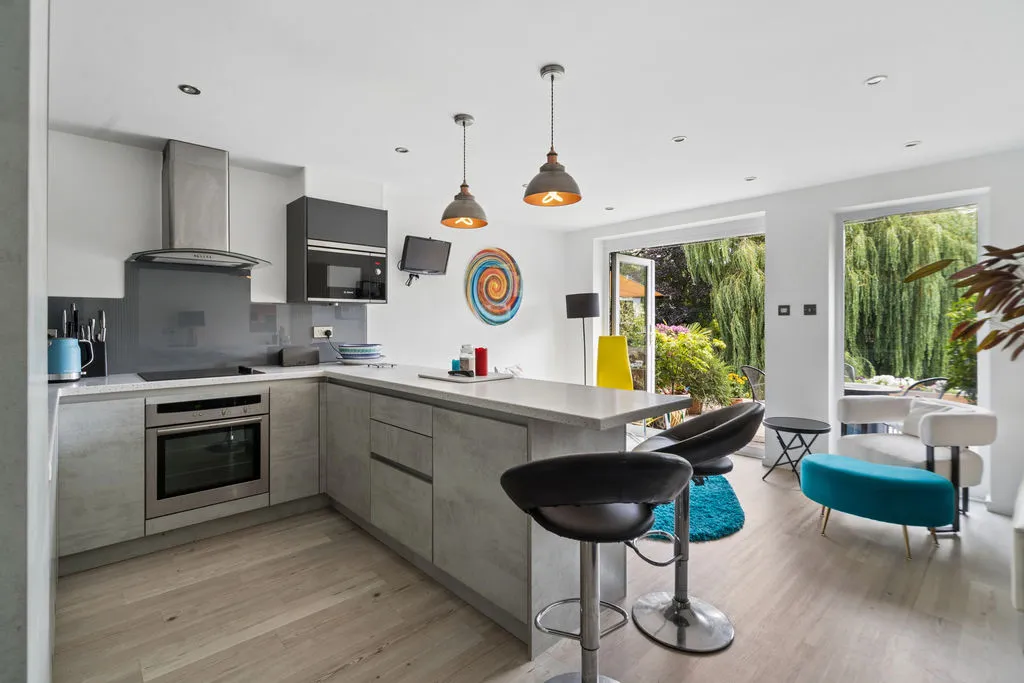 Temple Mill Island, Marlow SL7 1SQ, photo 3
