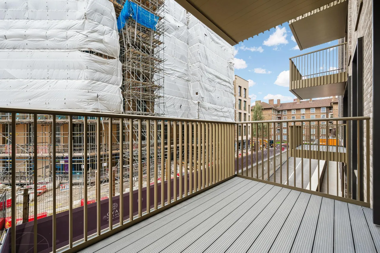 Gasholder, Oval Village, SE11, photo 11