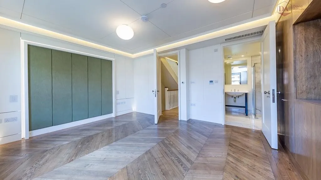Belmont Street, NW1 8HH, photo 11