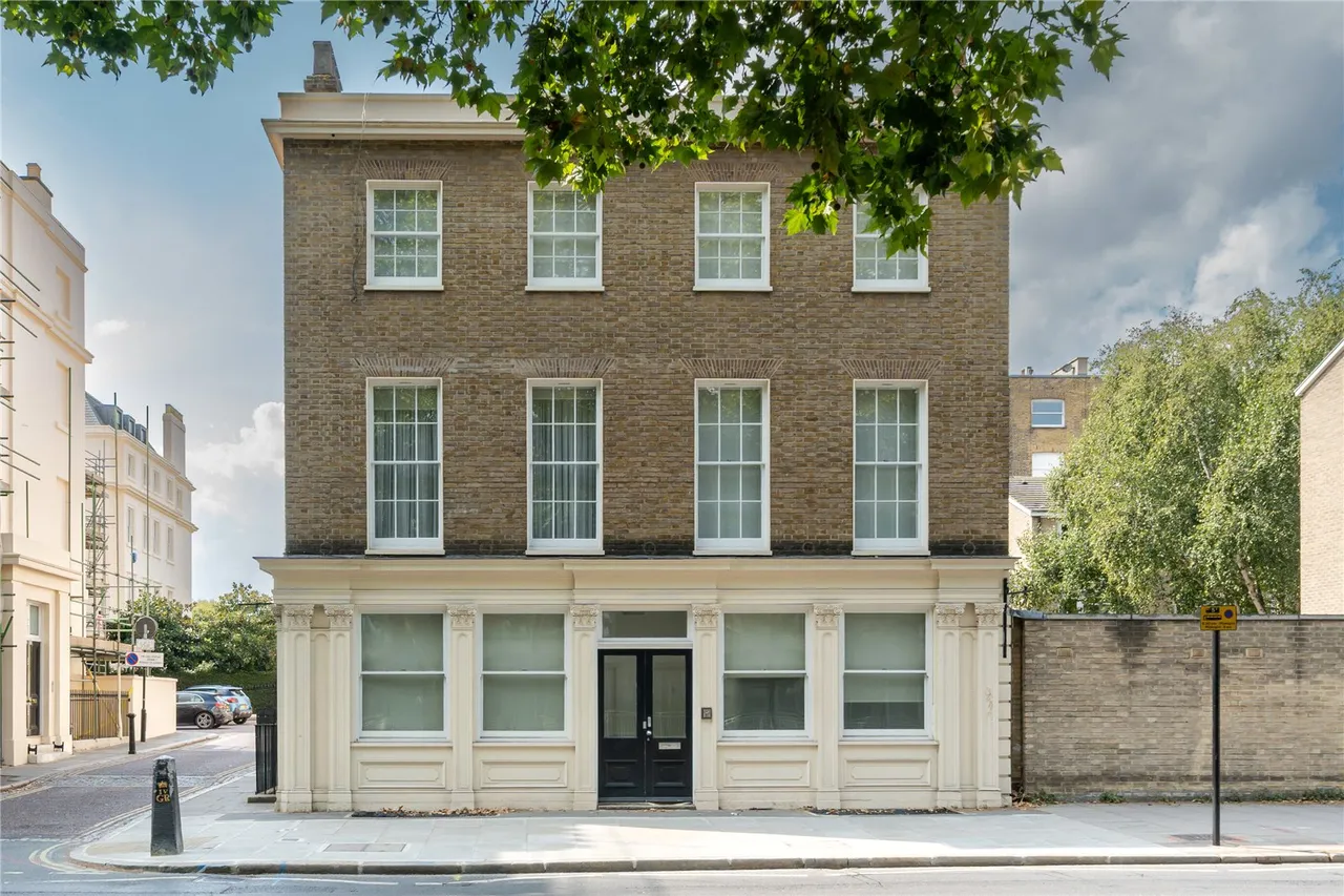 2 bed flat to rent, Albany Street, Regent's Park, NW1