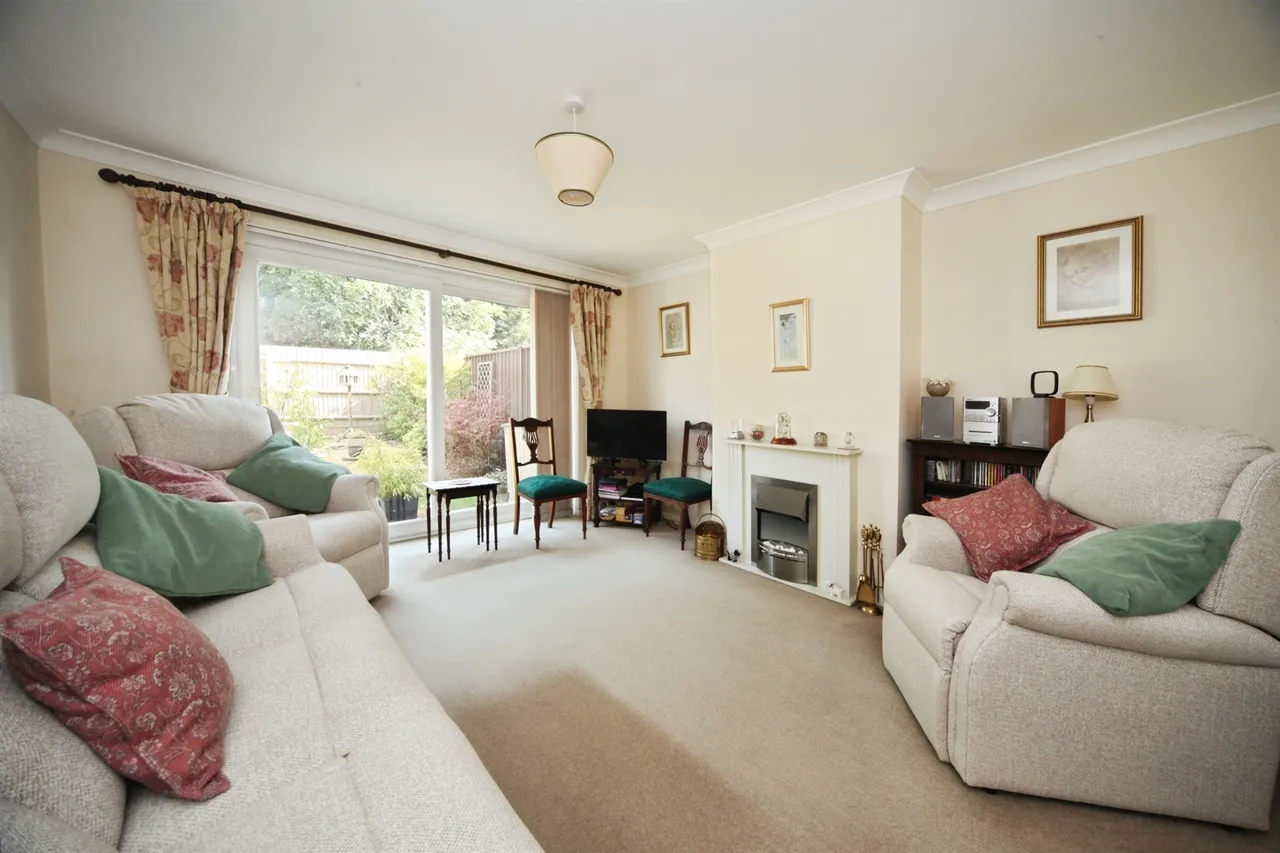 Mullion Close, Luton, LU2, photo 4