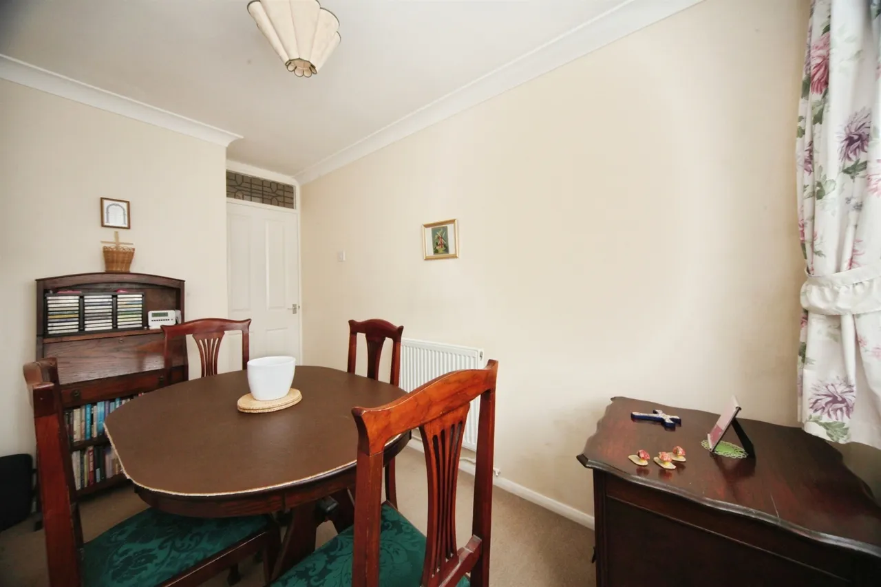 Mullion Close, Luton, LU2, photo 7