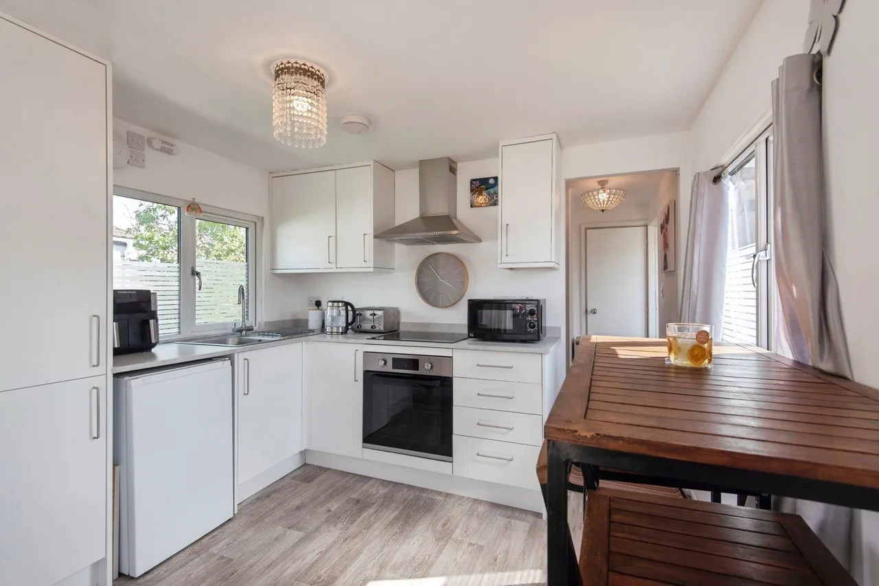 Three Star Park, Bedford Road, Lower Stondon, Henlow, SG16, photo 6