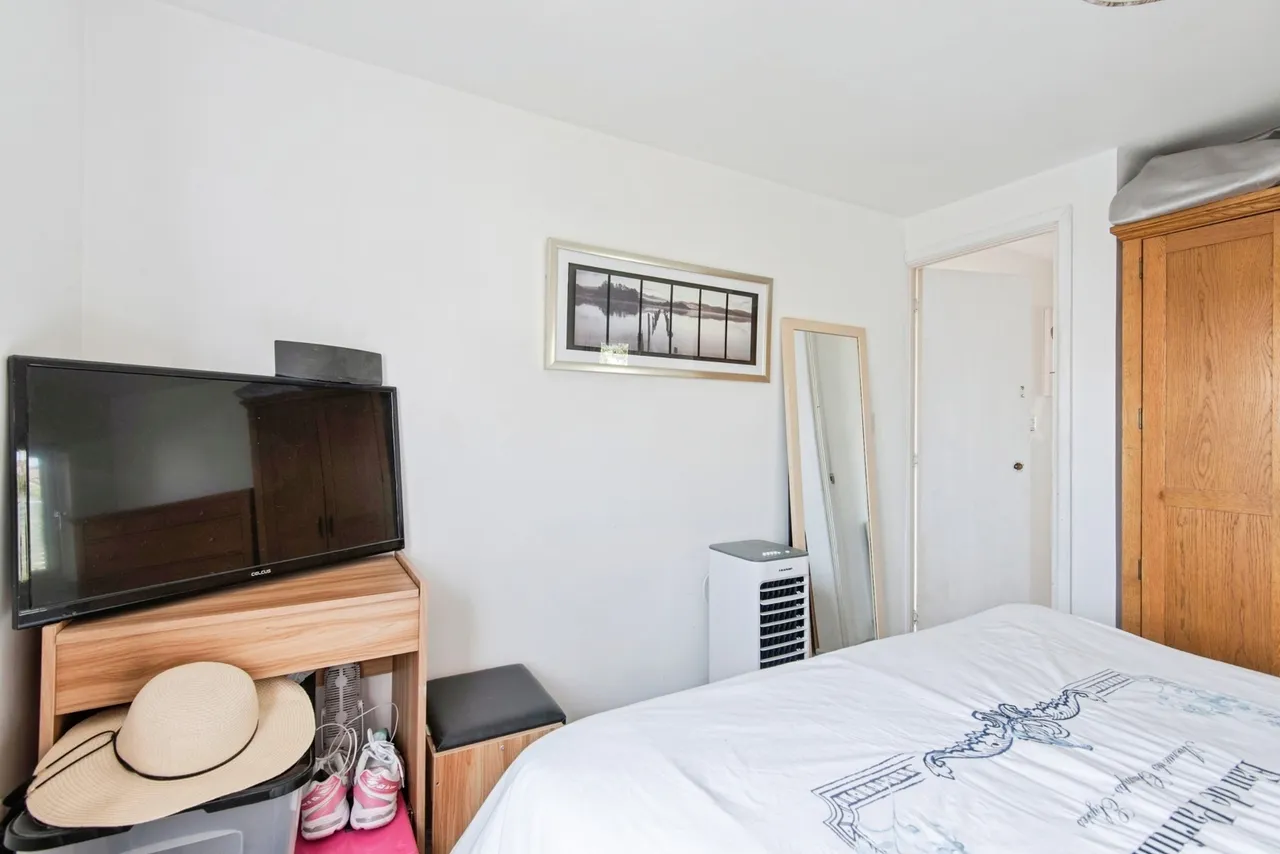Three Star Park, Bedford Road, Lower Stondon, Henlow, SG16, photo 22