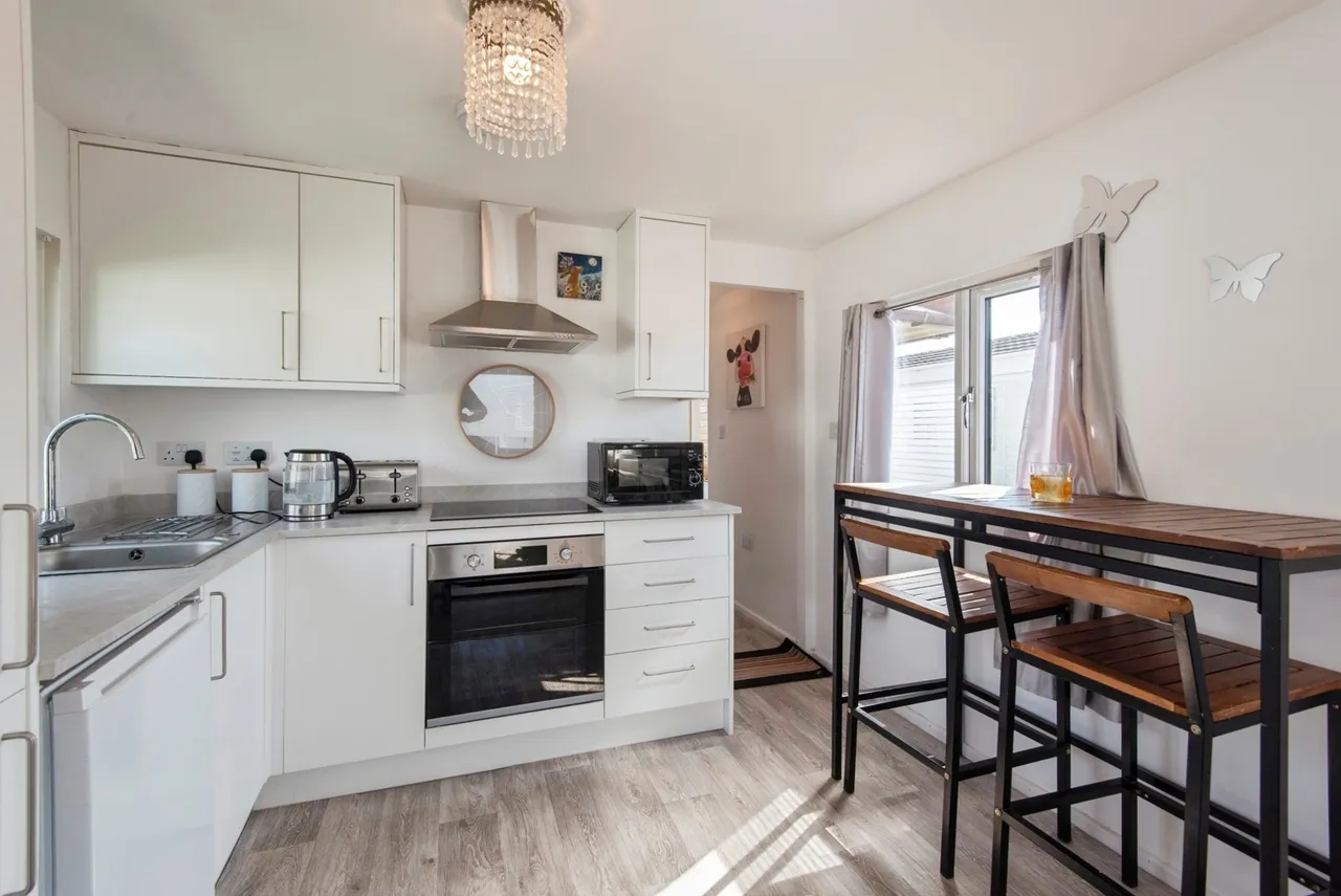 Three Star Park, Bedford Road, Lower Stondon, Henlow, SG16, photo 5