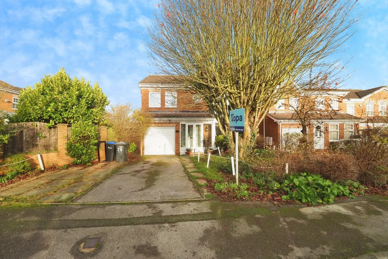 Homewood Drive, Kirkby-in-Ashfield, NG17, photo 16