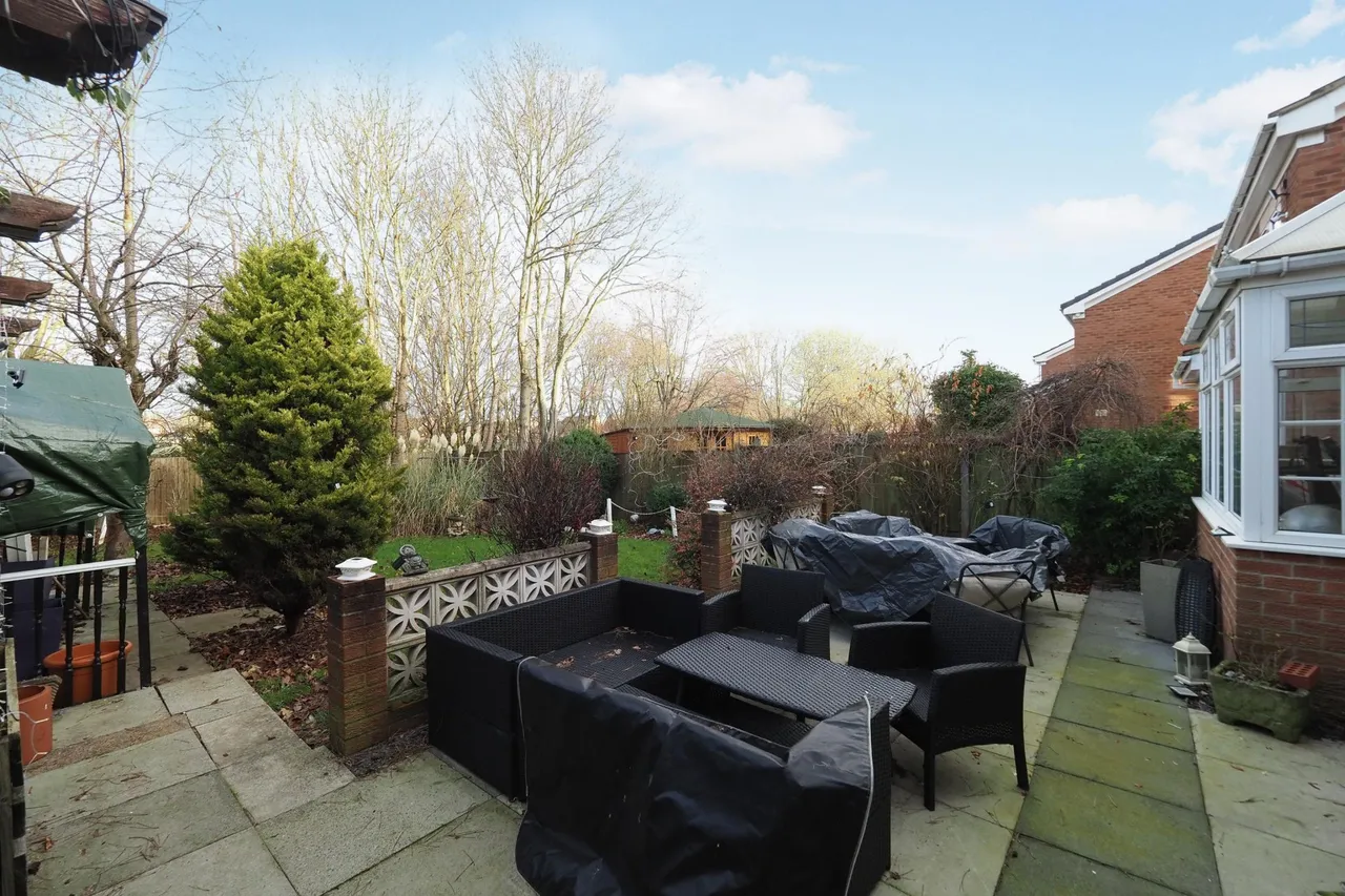 Homewood Drive, Kirkby-in-Ashfield, NG17, photo 18
