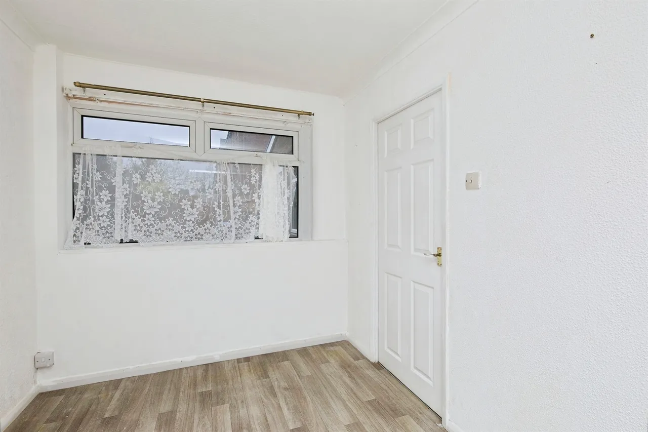 Winchester Drive, Burton-On-Trent, DE14, photo 6