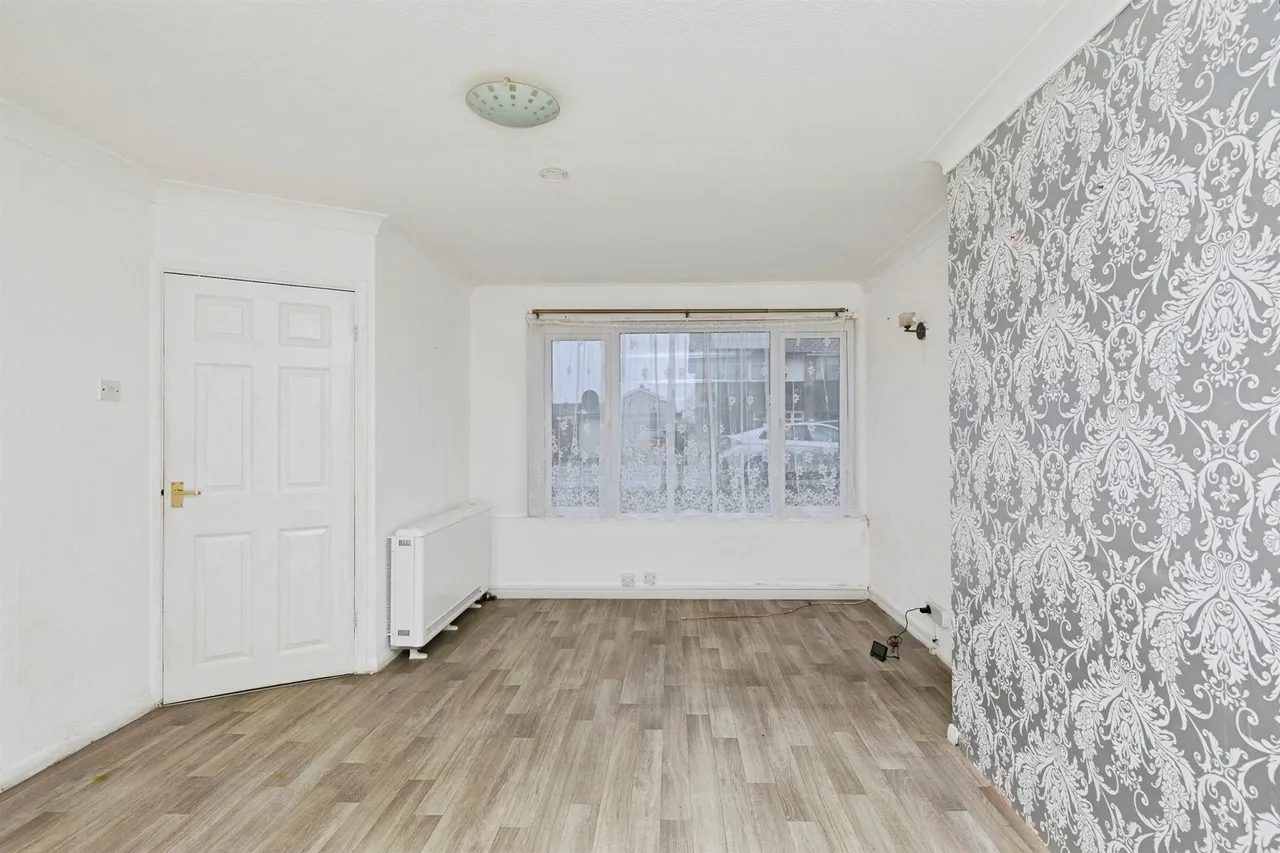 Winchester Drive, Burton-On-Trent, DE14, photo 7