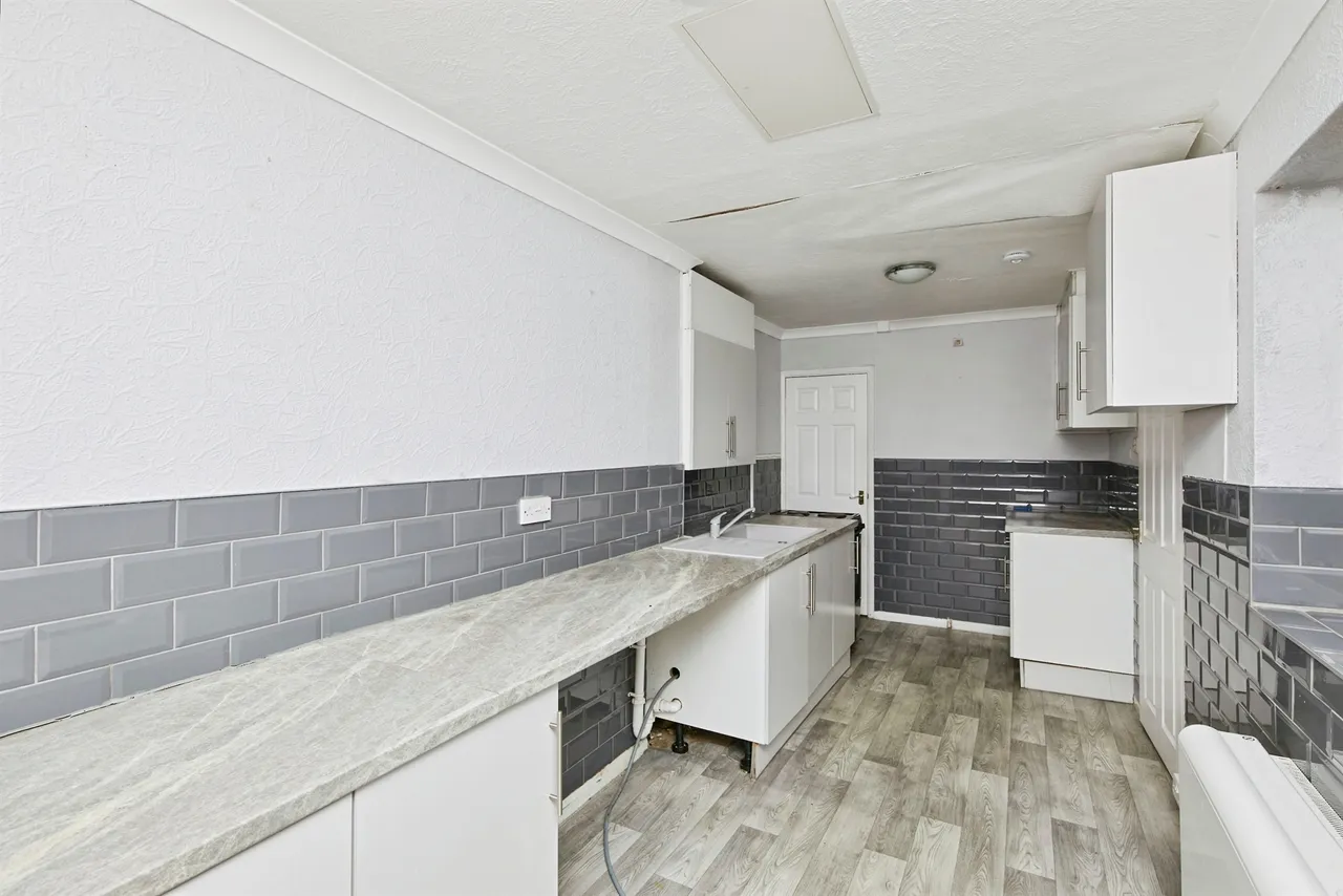 Winchester Drive, Burton-On-Trent, DE14, photo 10