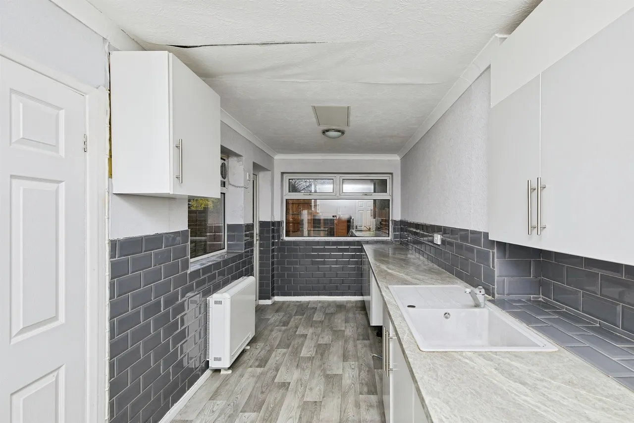 Winchester Drive, Burton-On-Trent, DE14, photo 8