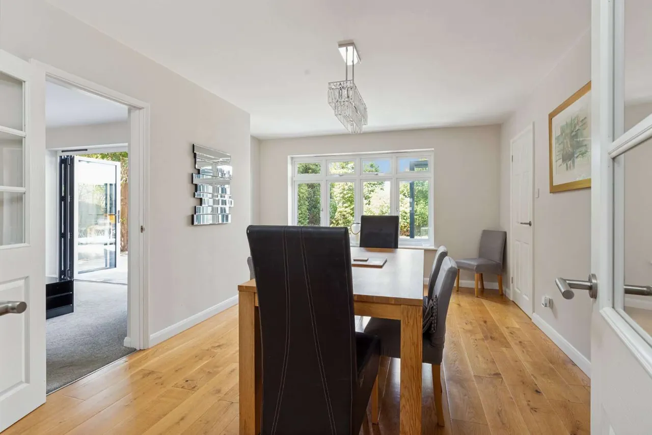 Warren Road, Guildford, Surrey, GU1 2HG, photo 7