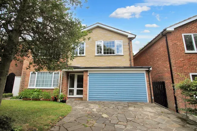 4 bed house for sale — Chestnut Walk, Woodford Green, IG8
