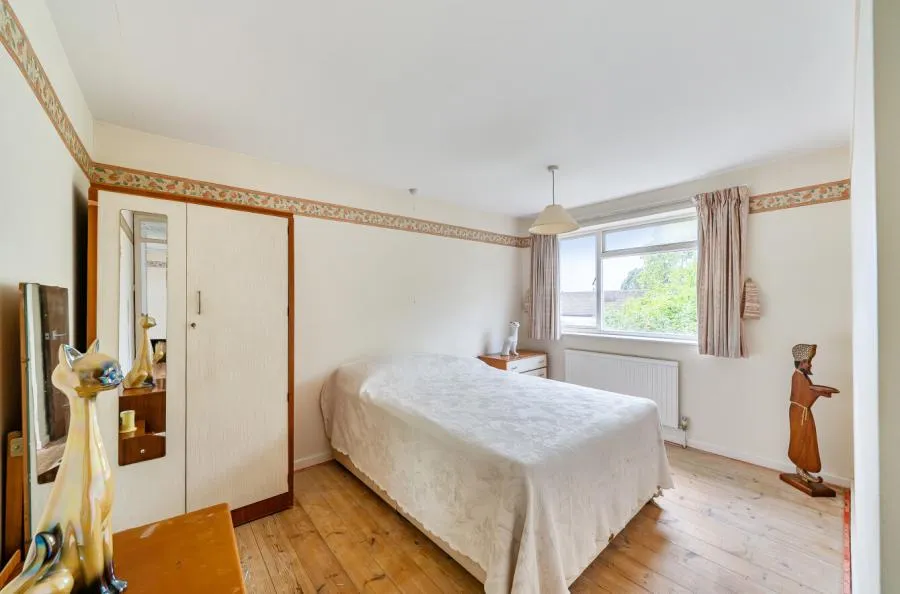 High Street, Haydon Wick, SN25, photo 6