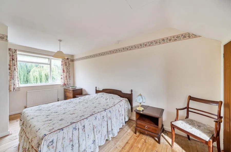 High Street, Haydon Wick, SN25, photo 18
