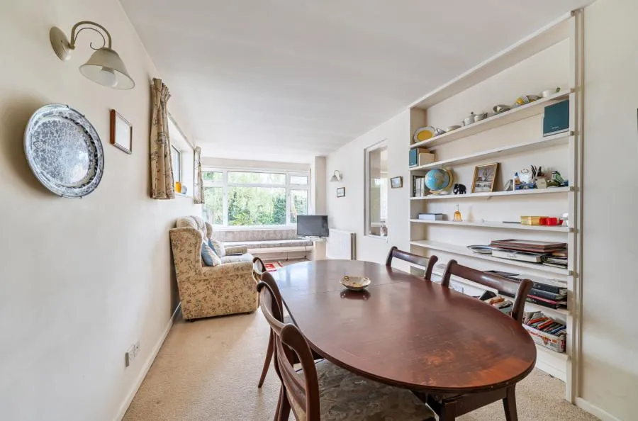 High Street, Haydon Wick, SN25, photo 12