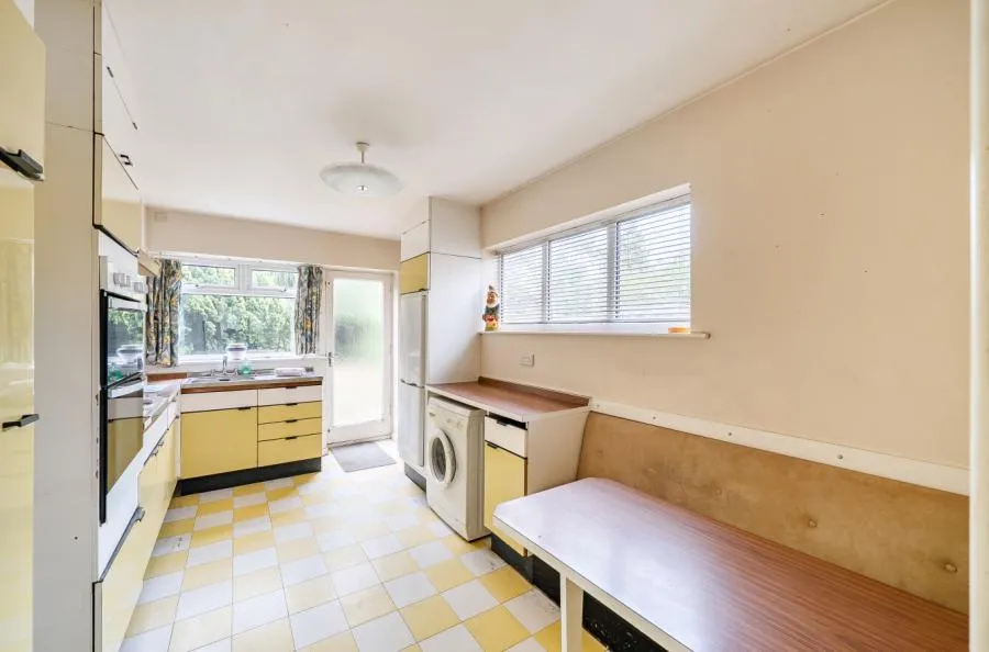 High Street, Haydon Wick, SN25, photo 15