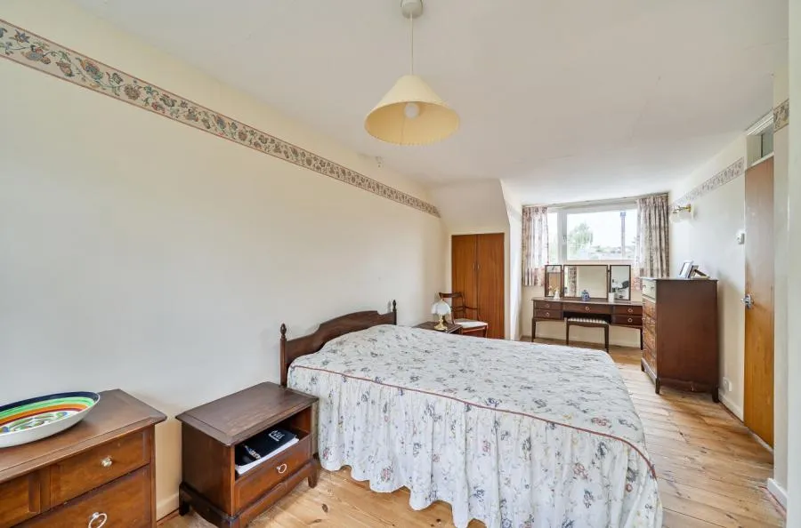 High Street, Haydon Wick, SN25, photo 7
