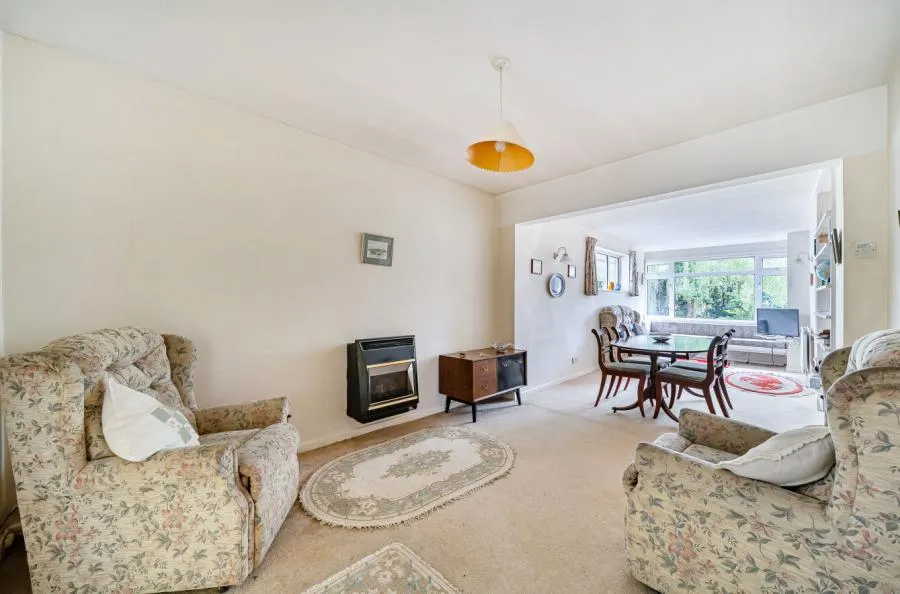High Street, Haydon Wick, SN25, photo 3