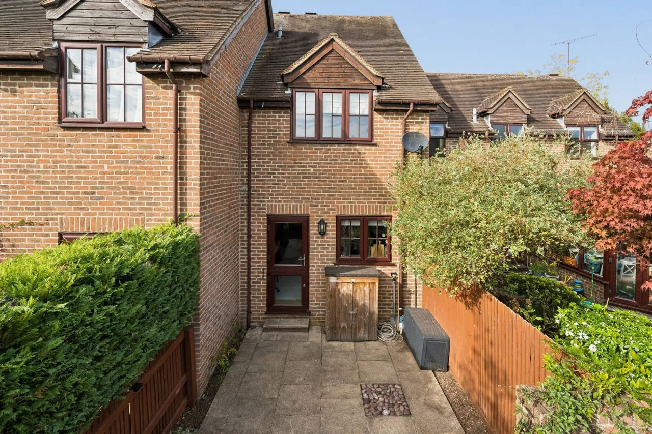 Old Town Close, Beaconsfield, HP9, photo 19
